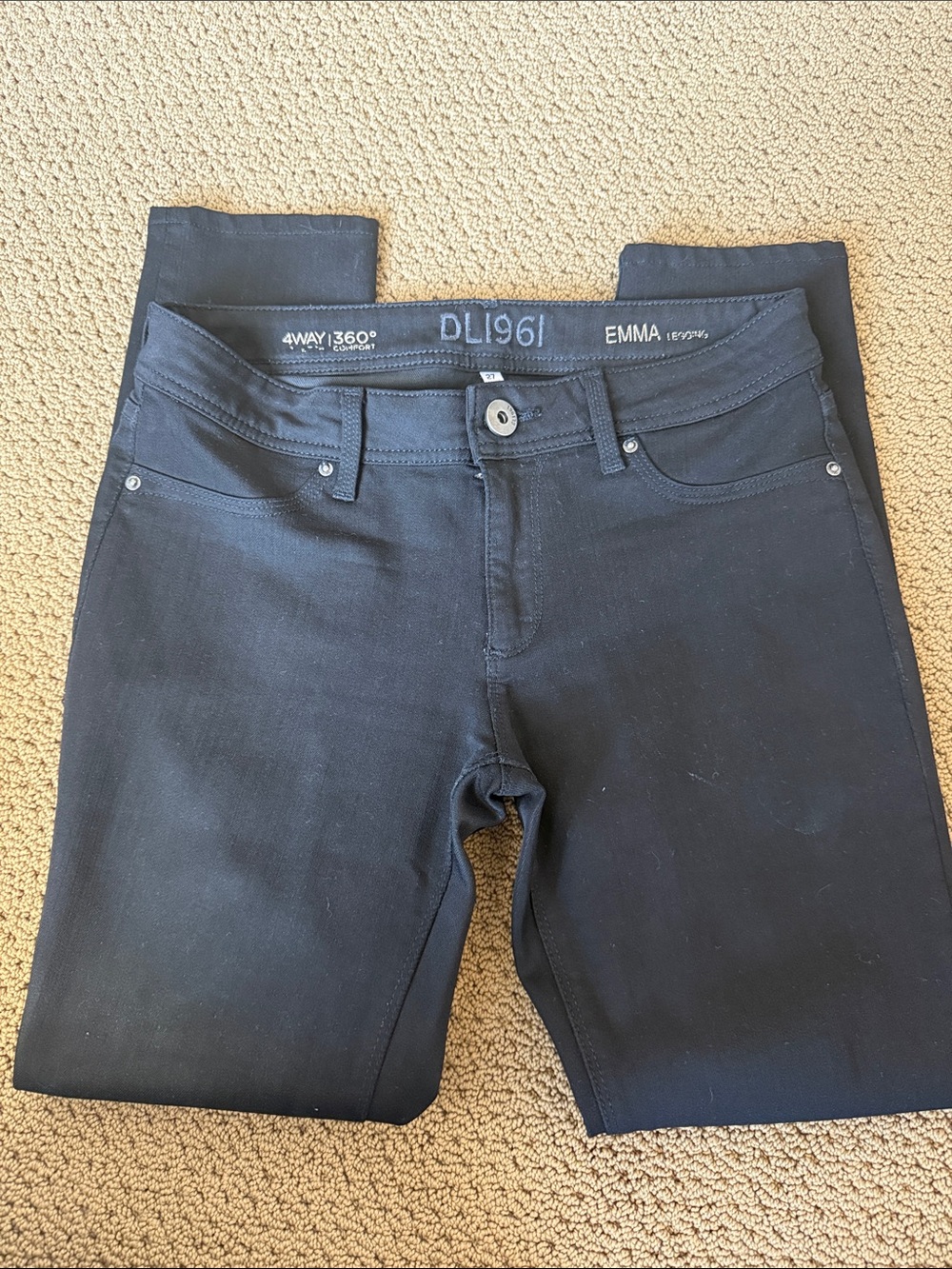 DL1961 Emma High-Rise Skinny Jeans in Black